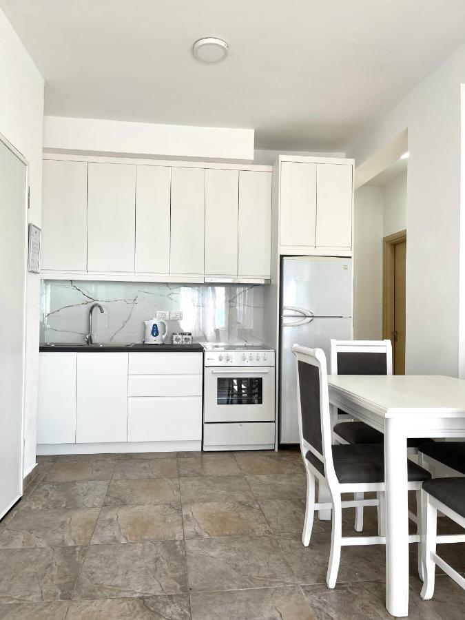 Sunny Bay Apartments Саранда Экстерьер фото